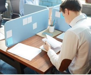 partisi meja kantor